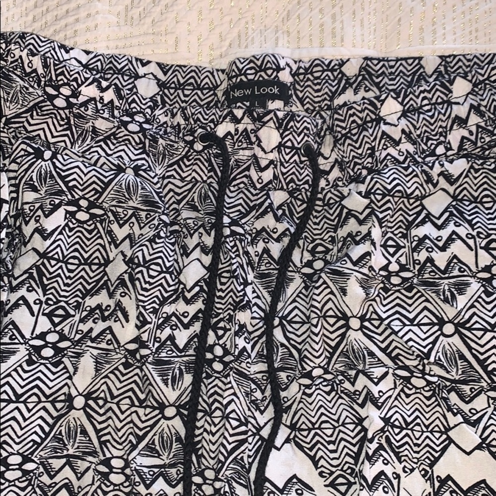 Joggers - Picture 2 of 3